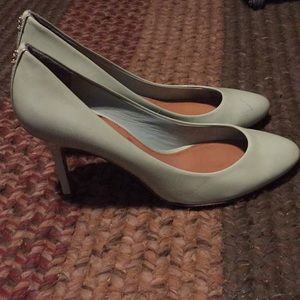Coach Nala Pumps